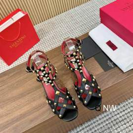 Picture of Valentino Shoes _SKUValentinosz35-409CMNW040620293